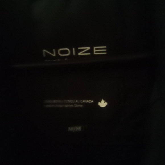 Beautiful Women's black Noize winter Jacket - Picture 5 of 9